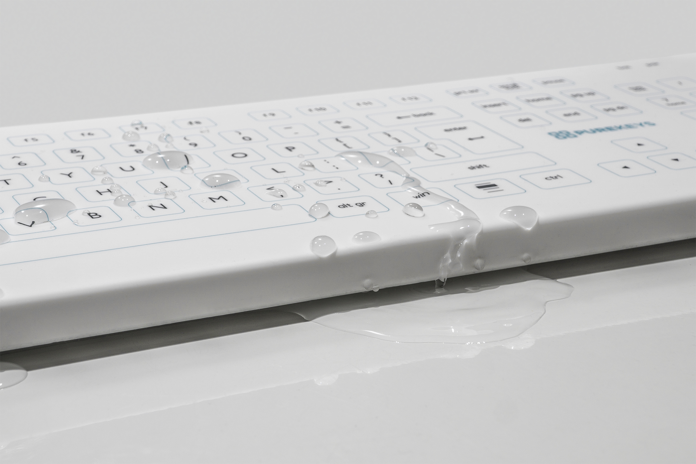 Wireless keyboard with drops